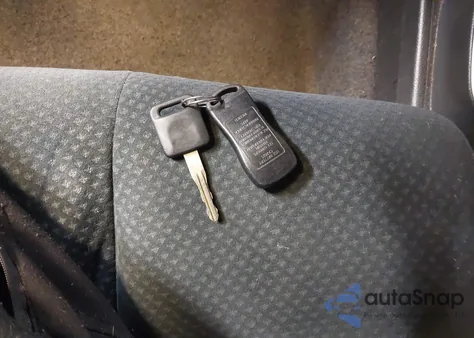 2011 Nissan Versa 1.8S z USA, uszkodzony, nr VIN 3N1BC1CPXBL497663